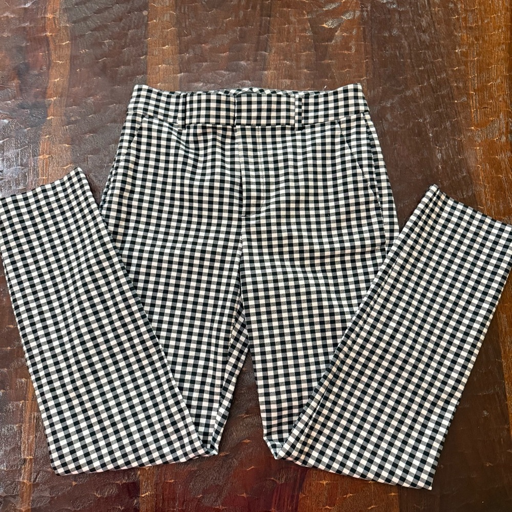 Lord & Taylor Black and White Plaid Pants